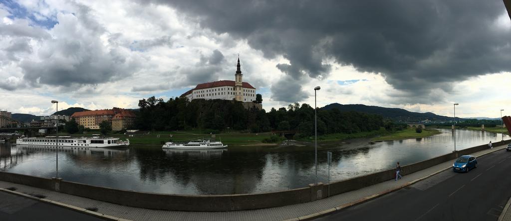 City Apartment Decin Esterno foto