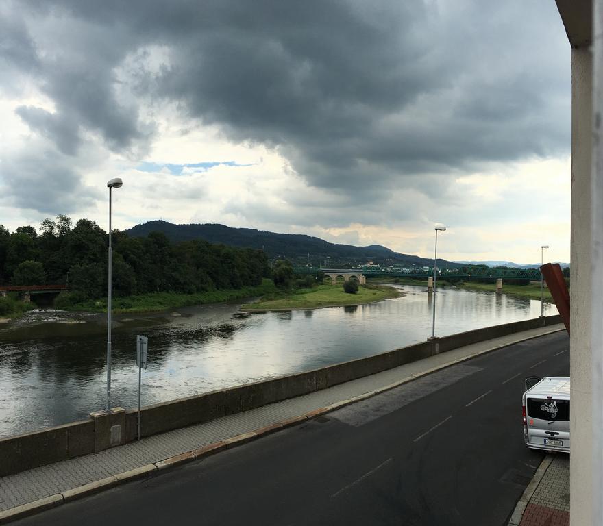 City Apartment Decin Esterno foto